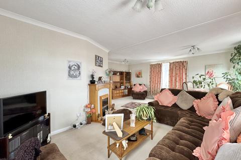 2 bedroom park home for sale, Willow Tree Farm, Hythe, Kent