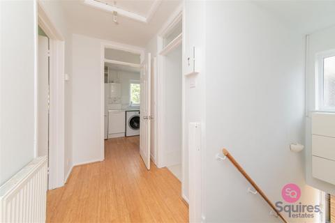 18a Milespit Hill, London, NW7 2PL