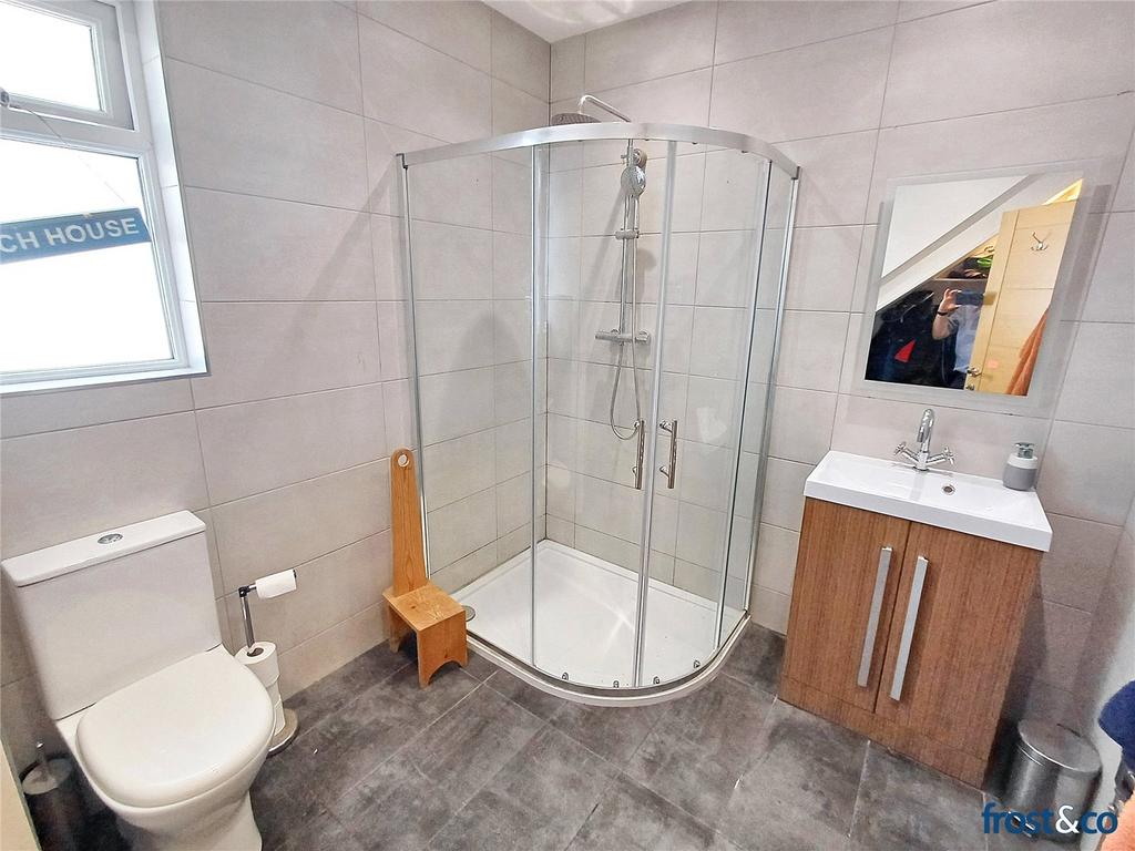Ensuite