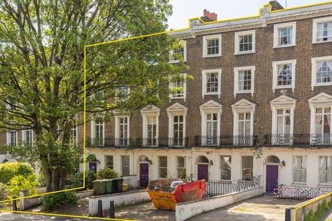 28 bedroom property for sale, City Road, Angel, London, EC1V