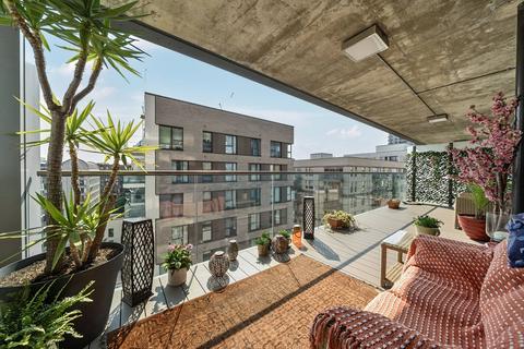 2 bedroom flat for sale, Bessemer Place, Greenwich, London, SE10