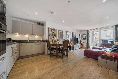 2 bedroom flat for sale, Bessemer Place, Greenwich, London, SE10