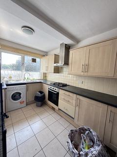 1 bedroom in a flat share to rent, Jack Cornwell Street, London E12