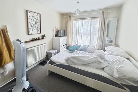 1 bedroom flat for sale, New Street, Herne Bay