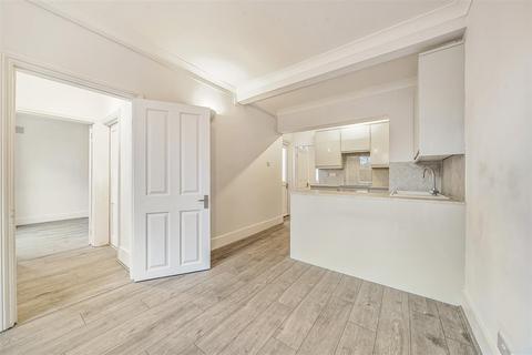undefined, Elm Road, Kingston Upon Thames KT2