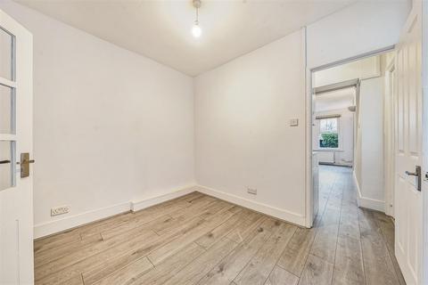 undefined, Elm Road, Kingston Upon Thames KT2