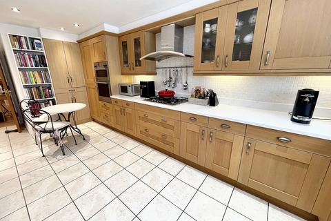 3 bedroom ground floor flat for sale, Hampton Lane, Solihull B91
