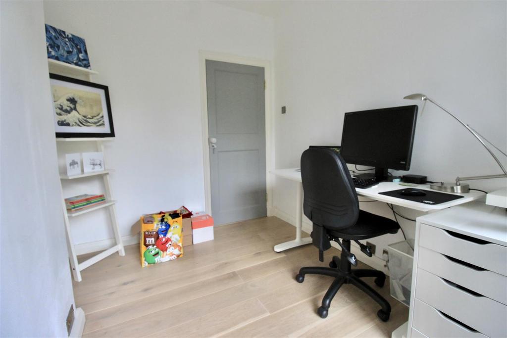 Bedroom 2.jpg