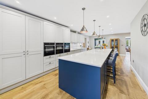 17 Copper Beech Close, Swanland, North Ferriby, HU14 3LR