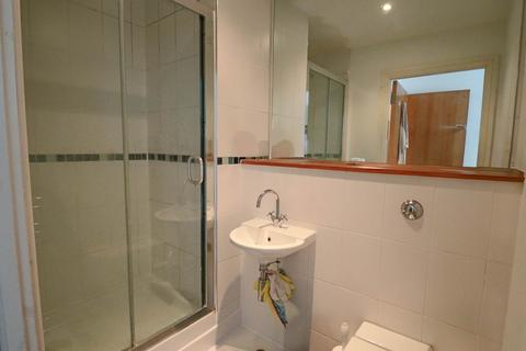 2 bedroom apartment to rent, South Road, Hillside, BS23