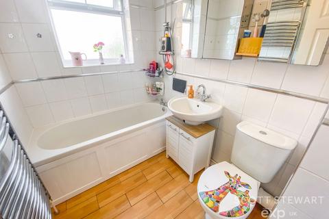 32 Bellmans Road, Whittlesey, Peterborough, PE7 1TY