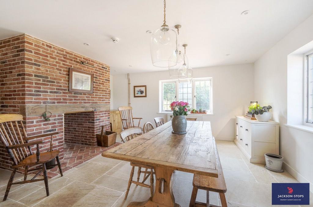 Dining/Family Room