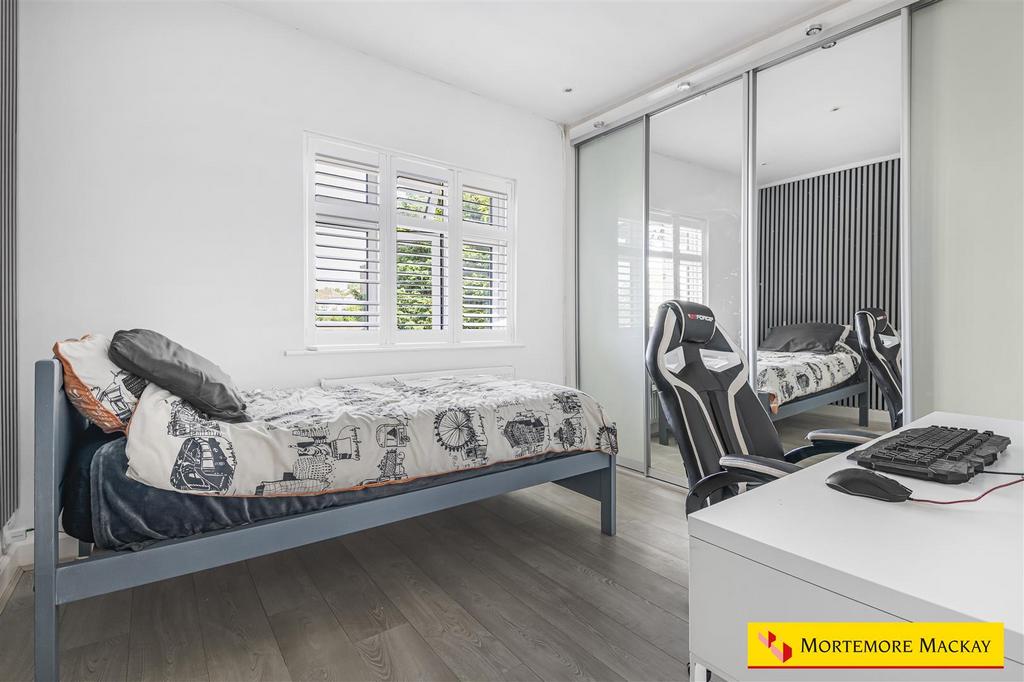 35 56283 watermarked.jpg
