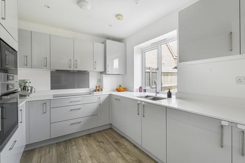 10 Webb Close, Hardwick, Cambridge, CB23 7EW