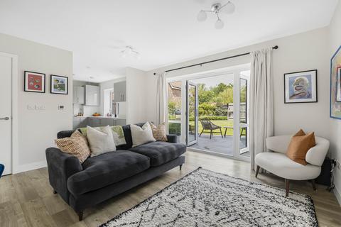 10 Webb Close, Hardwick, Cambridge, CB23 7EW