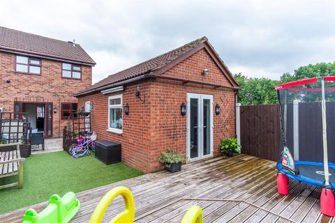 3 bedroom semi-detached house for sale, Longbrook Avenue, Bamber Bridge, Preston