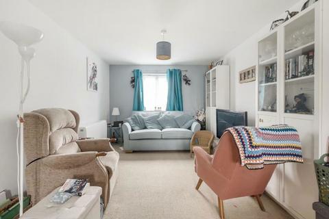 2 bedroom ground floor flat for sale, 97 Horsham Road, Swindon, Wiltshire, SN3 2FN