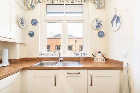 2 bedroom retirement property for sale, Bowes Lyon Place, Dorchester DT1