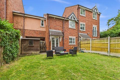 35 Benton Drive, Chester, CH2 2RD