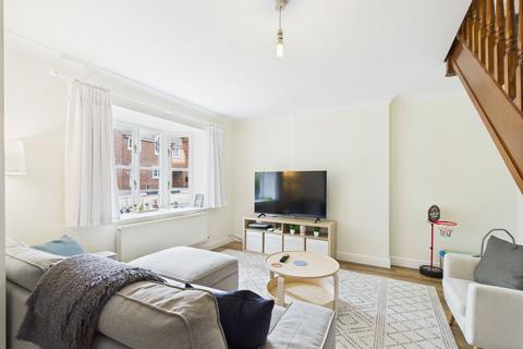 35 Benton Drive, Chester, CH2 2RD