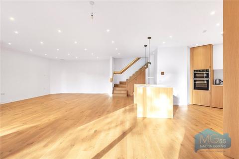 3 bedroom semi-detached house to rent, Crowntree Mews, Mill Hill, London, NW7