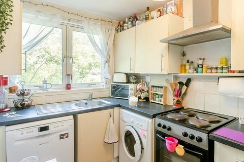 107/2 Barn Park Crescent, Edinburgh, EH14 3HP