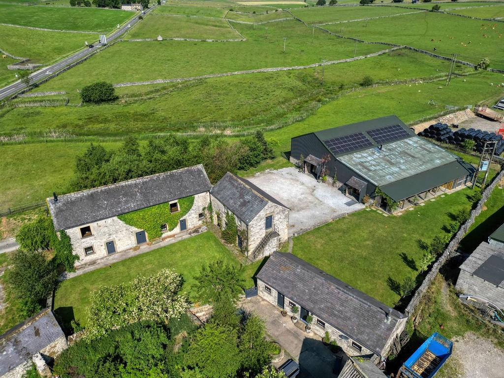 Saxton Mee Peak District Holiday Barn drone-0034.j