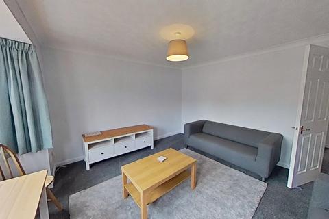 2 bedroom flat to rent, Duff Road, Edinburgh, Midlothian, EH11