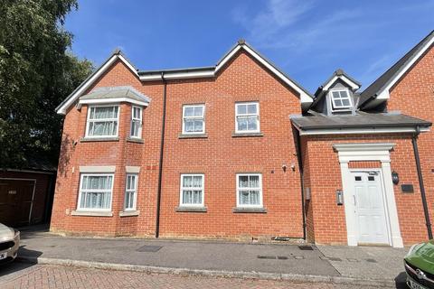 2 bedroom ground floor flat for sale, Joseph Court, Salisbury SP2