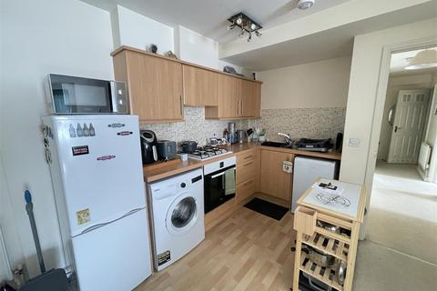 2 bedroom ground floor flat for sale, Joseph Court, Salisbury SP2