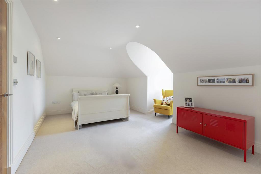 93632 Lincombe-Leatherhead-Road-Oxshott (22)a.jpg