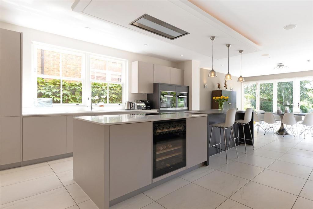 93632 Lincombe-Leatherhead-Road-Oxshott n.jpg