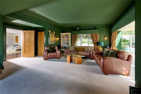 undefined, Wills Pastures, Southam, Warwickshire, CV47