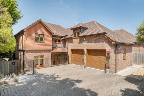 Queens Road, Waterlooville, PO7