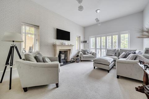 4 bedroom detached house for sale, Queens Road, Waterlooville, PO7