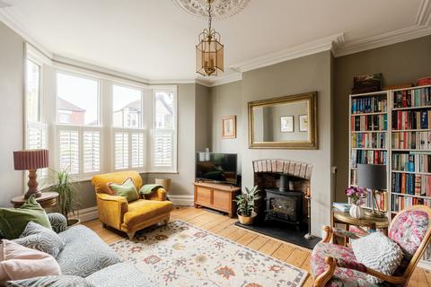 3 bedroom end of terrace house for sale, Knowle, Bristol BS4
