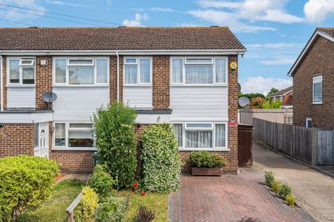 111 Sutton Lane, Slough, SL3 8AU