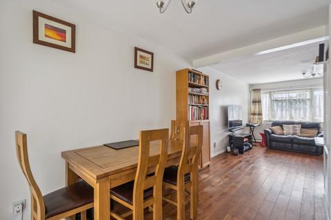 111 Sutton Lane, Slough, SL3 8AU