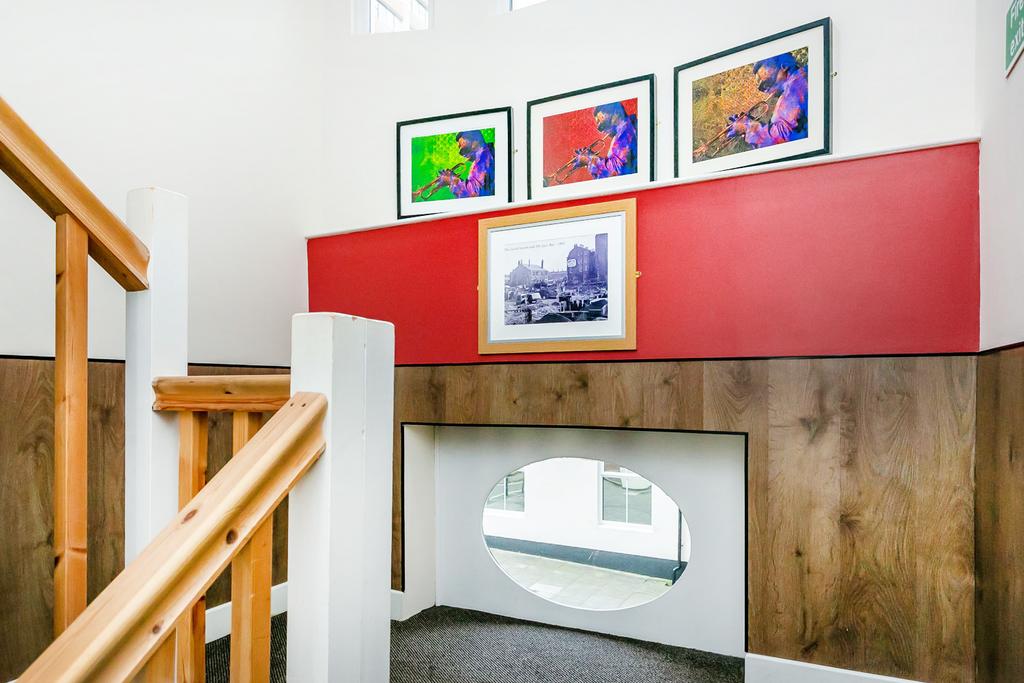 Jazz-Bar-Stairs 2.jpg