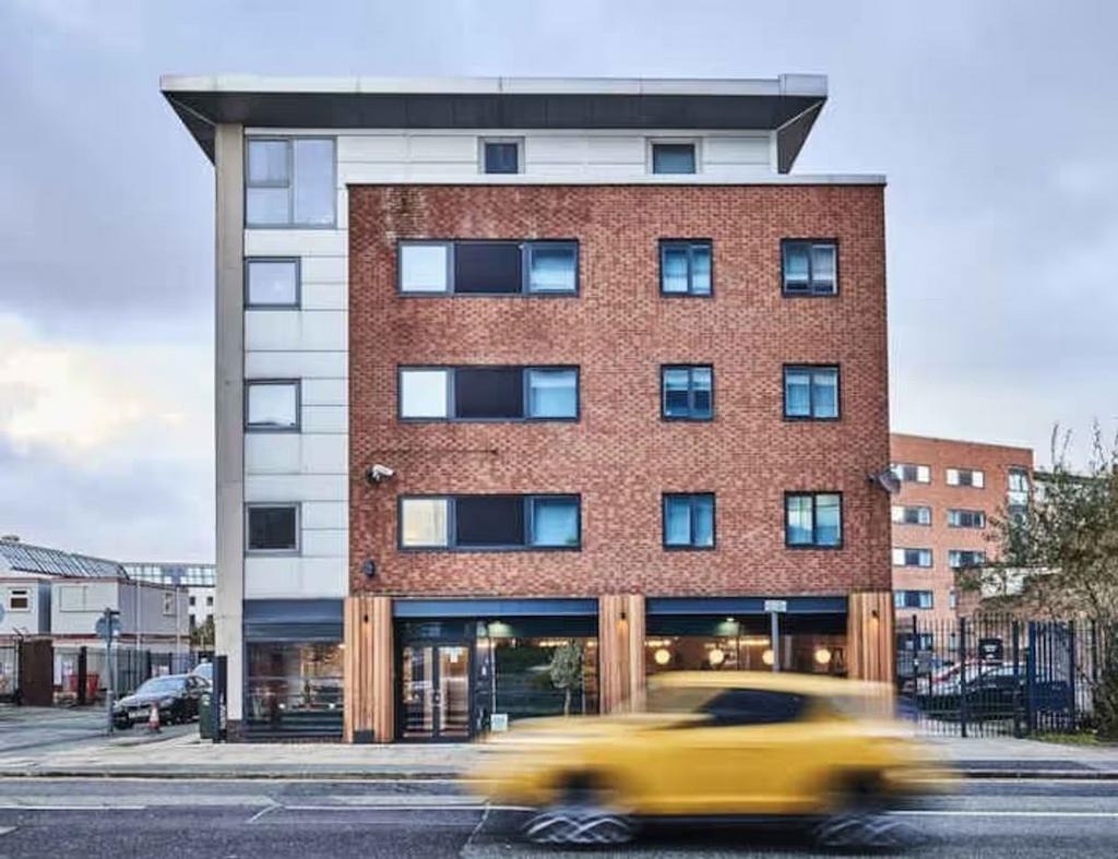 Oazt BJ289kv Iffq DOk Qt7d Mr2 Ju1kz.jpg