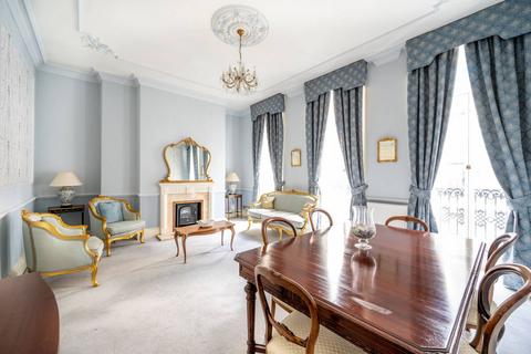 2 bedroom flat for sale, Clarges Street, Mayfair, London, W1J