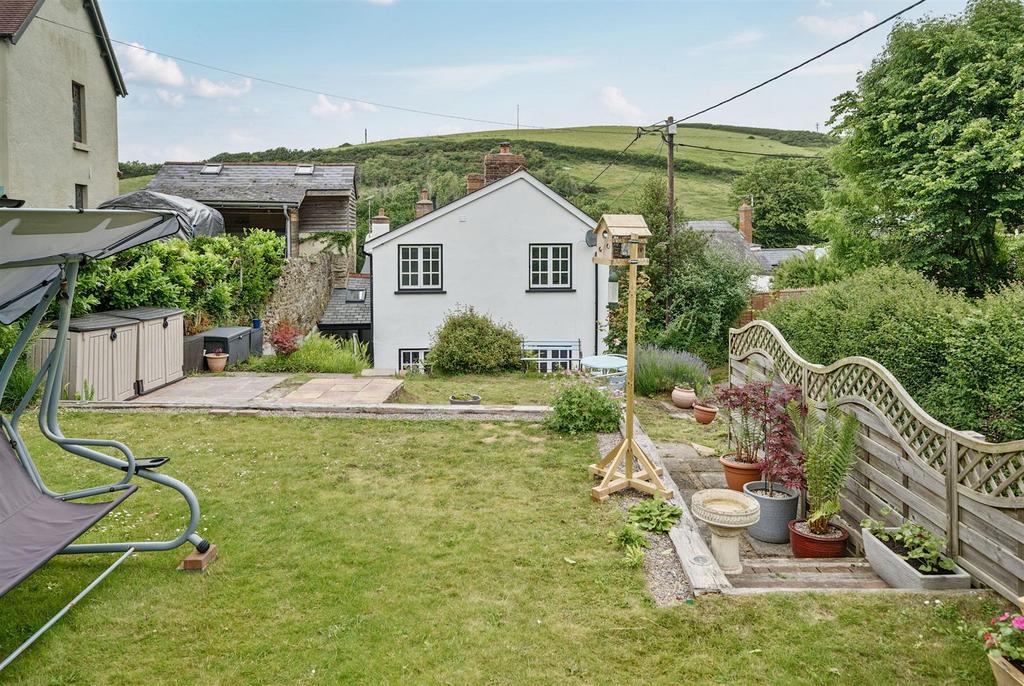 Garden & Rear Elevation