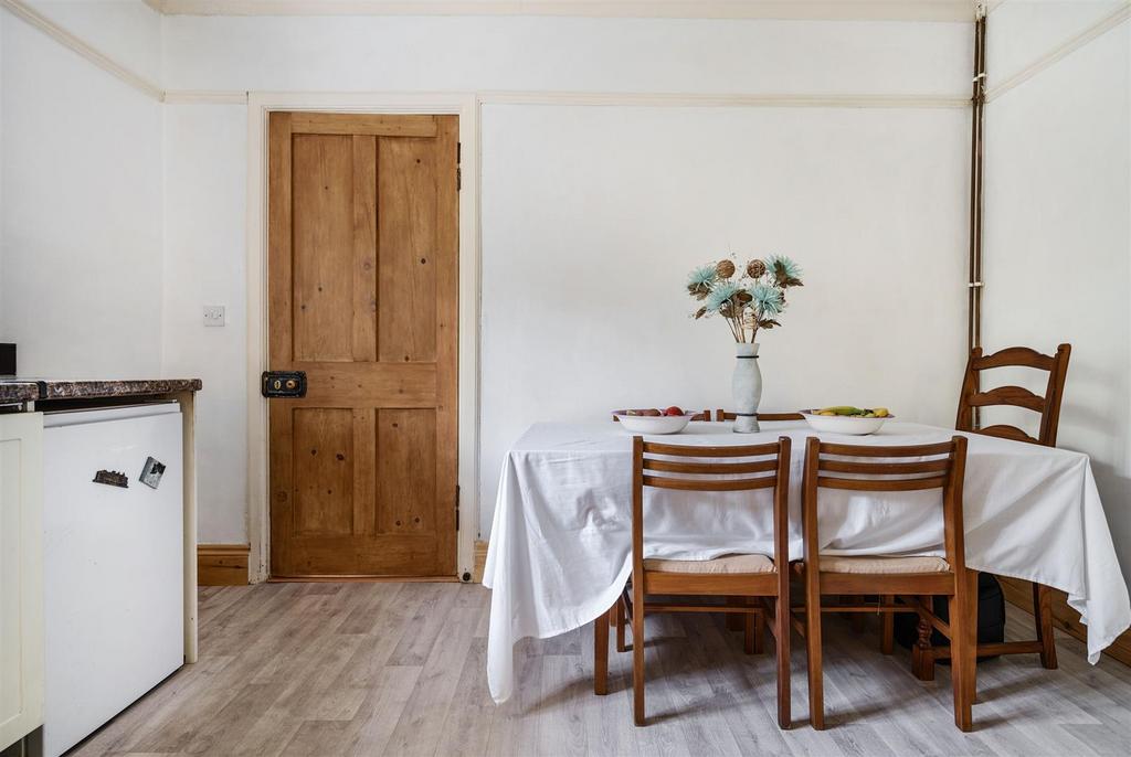 Kitchen/Dining Room