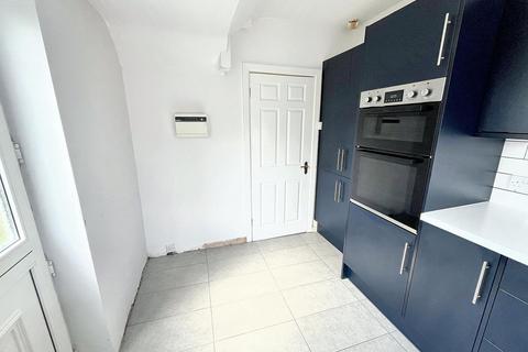 3 bedroom semi-detached house for sale, Sandown Road, Unsworth. Bury BL9 8HW