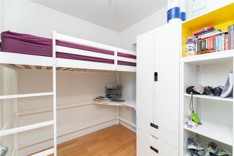 21 Quaker Lane, Southall, UB2 4AZ