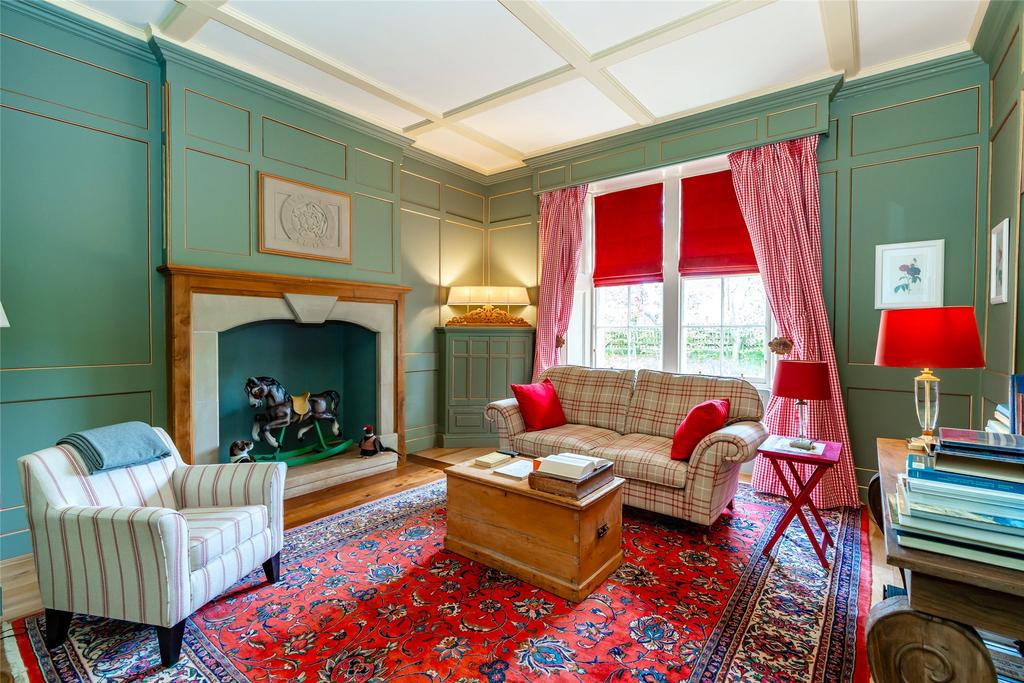 Snug/Playroom