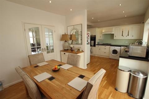 4 bedroom semi-detached bungalow for sale, Lingmell Close, Bolton BL1