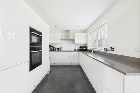 3 bedroom detached house for sale, West Hill Road, Kirk Ella, HU10 7FG
