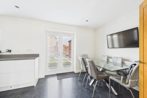 3 bedroom detached house for sale, West Hill Road, Kirk Ella, HU10 7FG