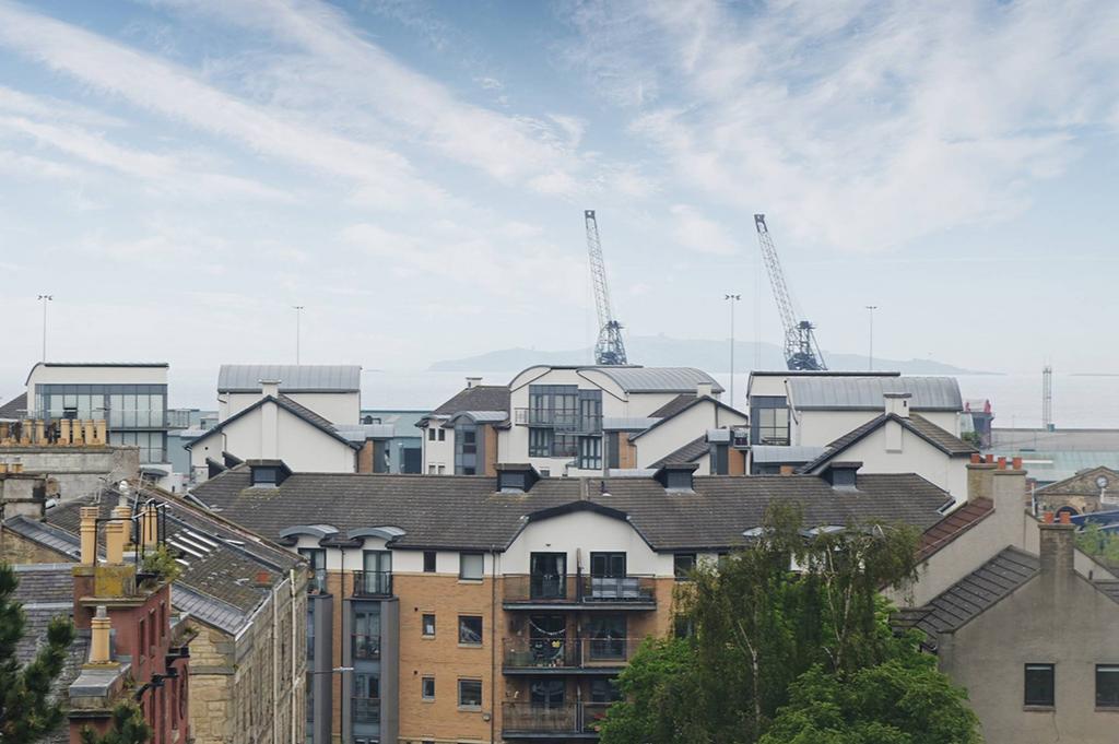 MFL3245934 311.jpg